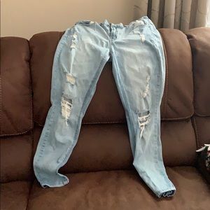 Distressed, skinny jeans